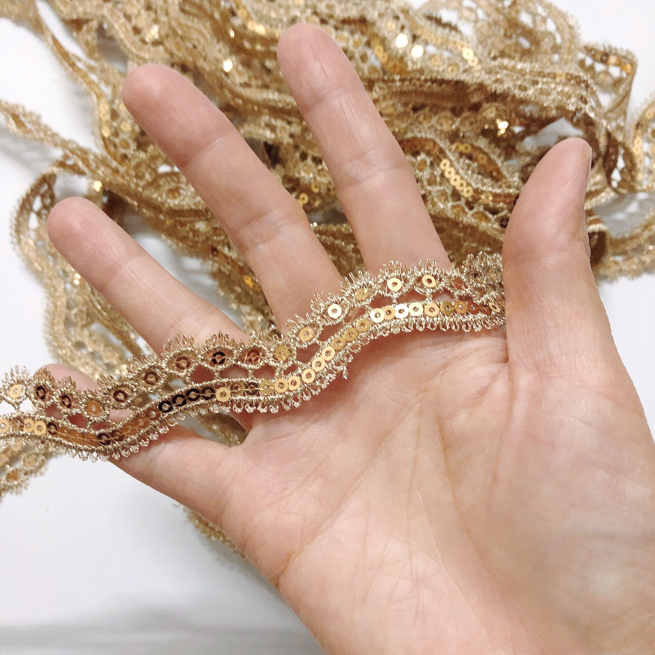 Many kinds of embroidered floral hollow out gold lace trim for clothing LT2623B
