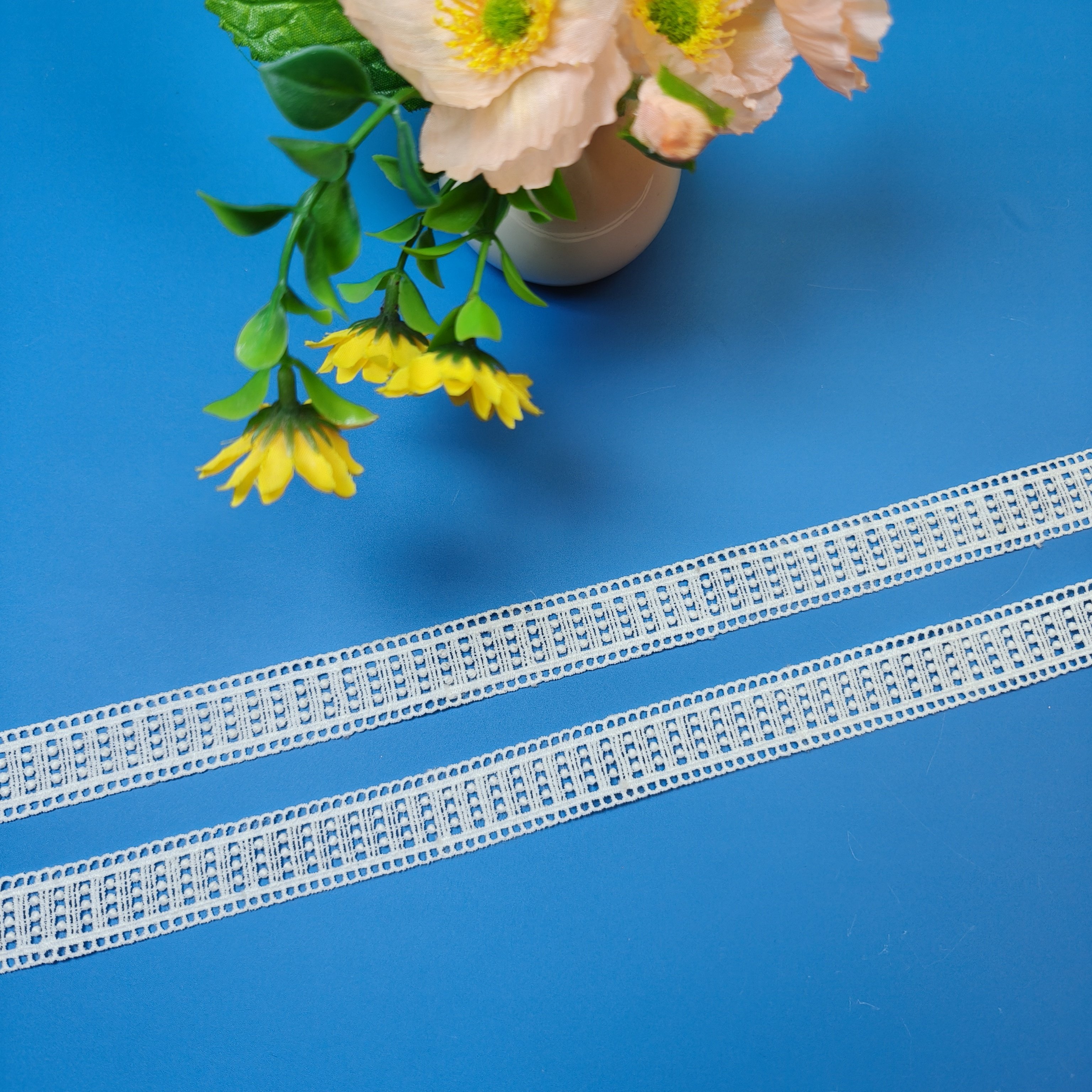 Hot Sale French Flower Trim Border Trimming Water Soluble Lace Trim