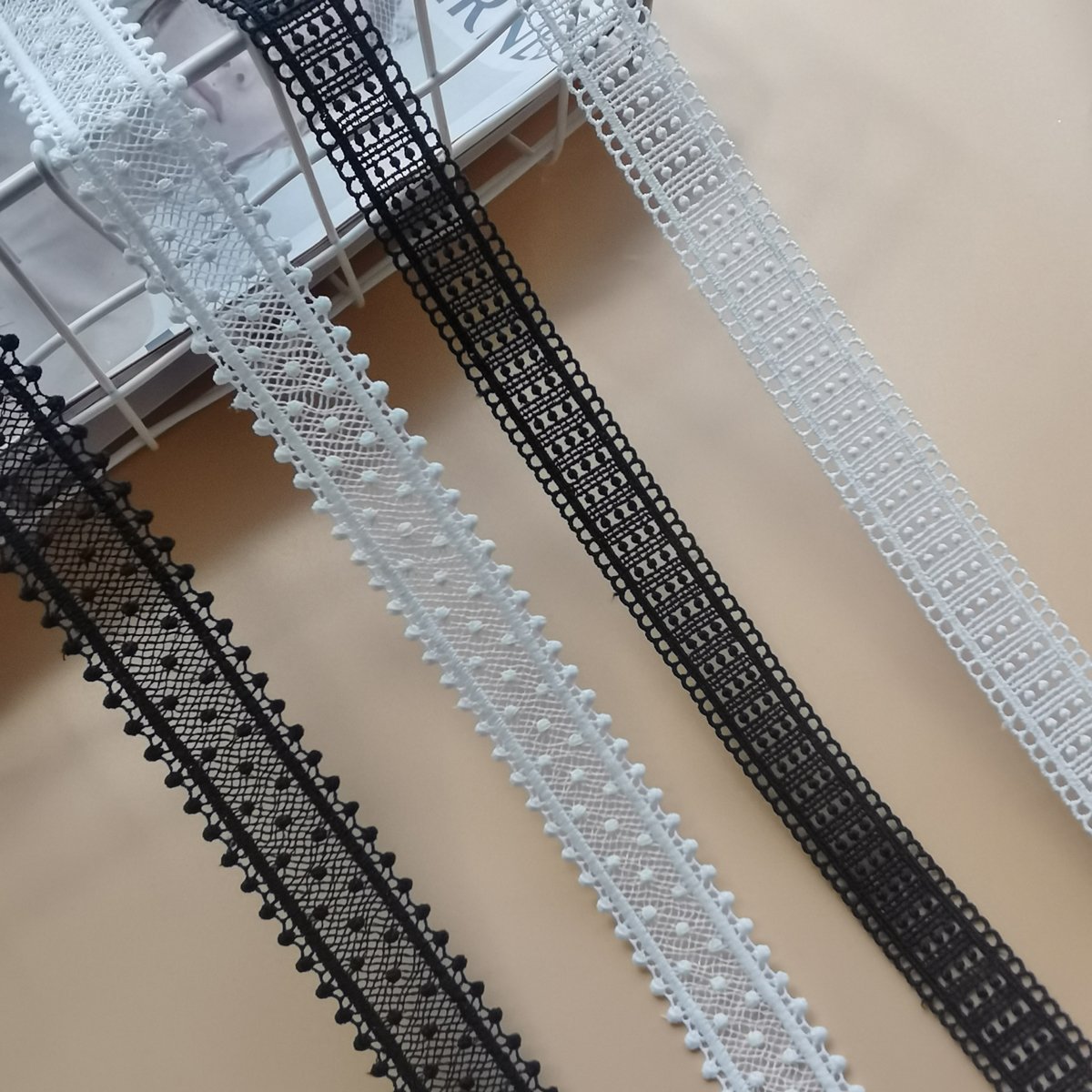 High Quality White and Black Polyester Embroidery Lace Ribbons Mesh Tulle Lace Trimming Fabric Width 2.5 cm For Dress