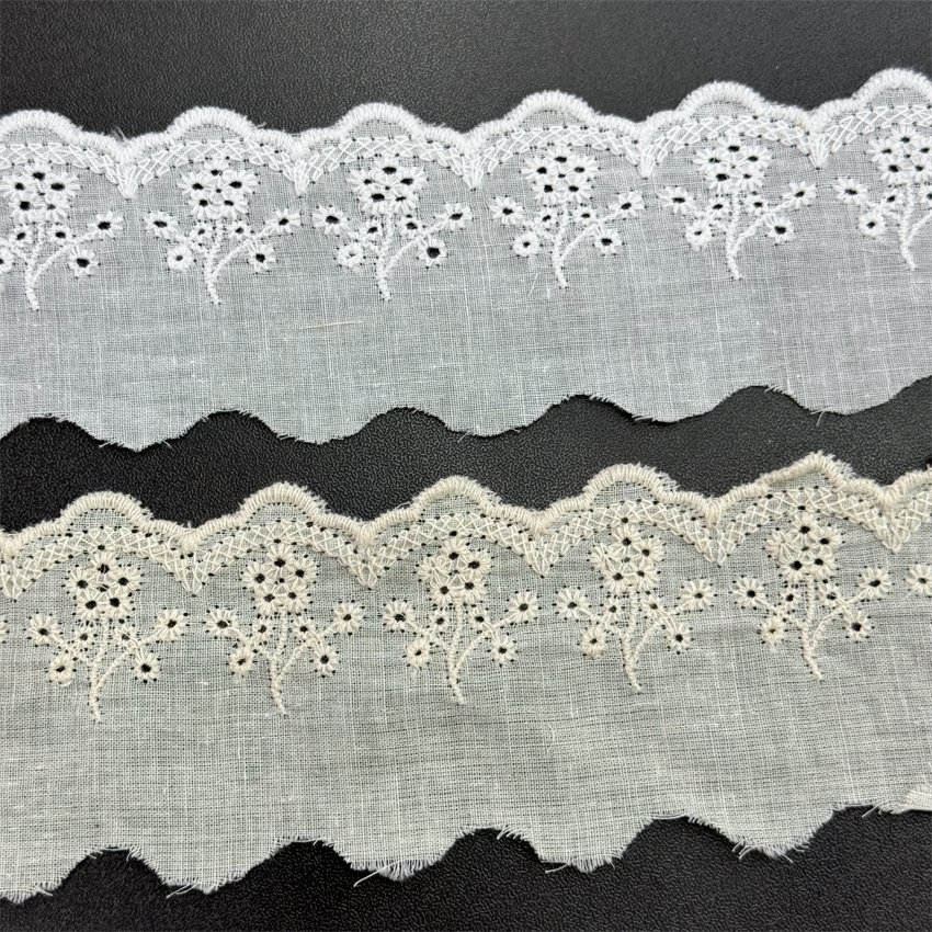 Fine woven cotton fabric carvend holes Trimming lace water soluble Embroidery border lace trim garment