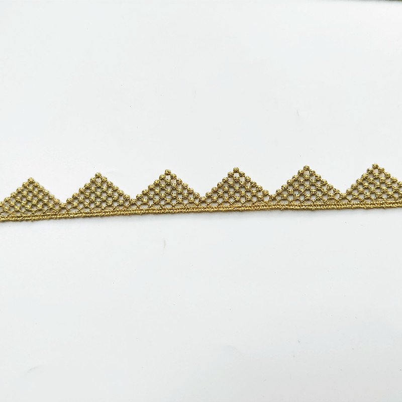 Hot Selling Classic Gold Lace Trim Precious Pure Garment Decorative Fabric 2cm Chemical Polyester Lace Trim