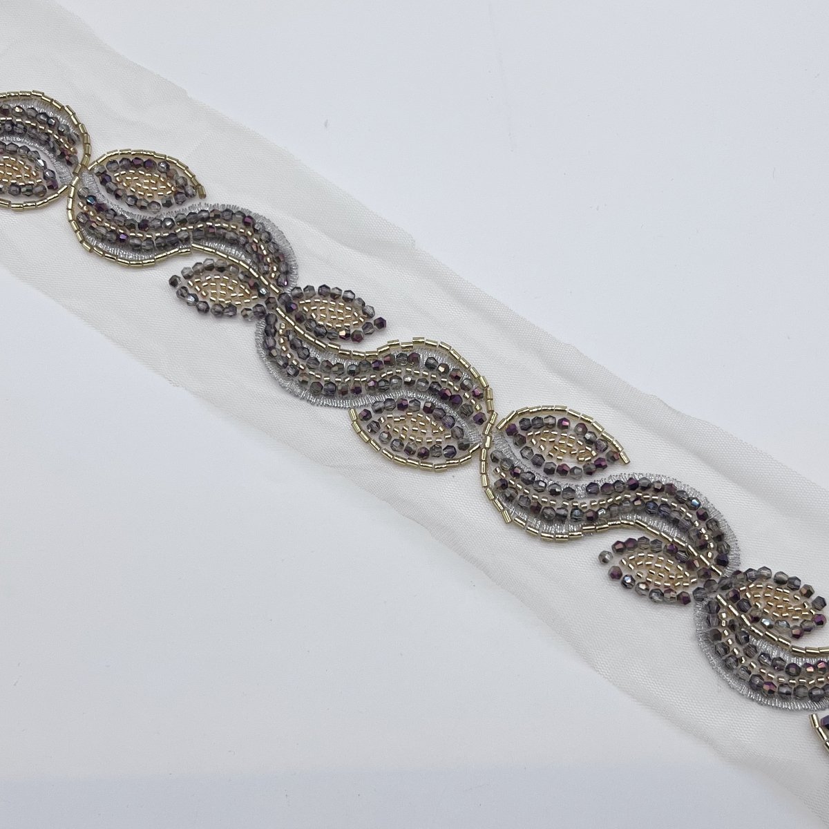 2024 Hot model Factory supply luxury beaded embroidery lace decoration can be trim color diamond beads gold lace trim