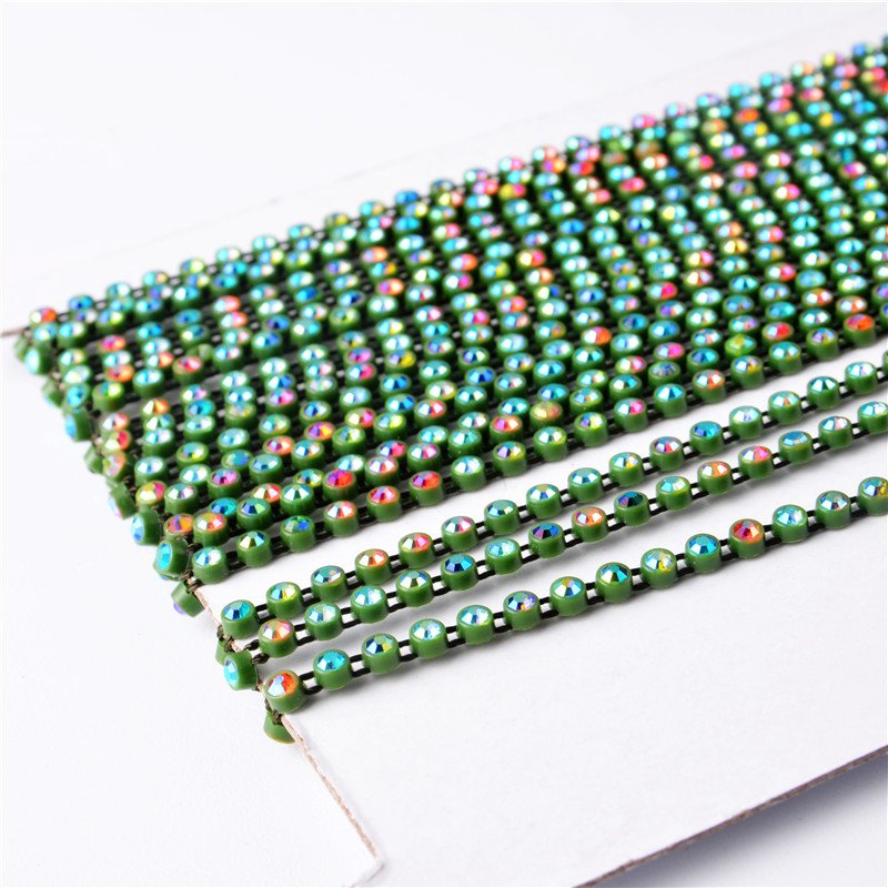 Plastic emerald rhinestone fabric trimming banding best sellers in Guatemala