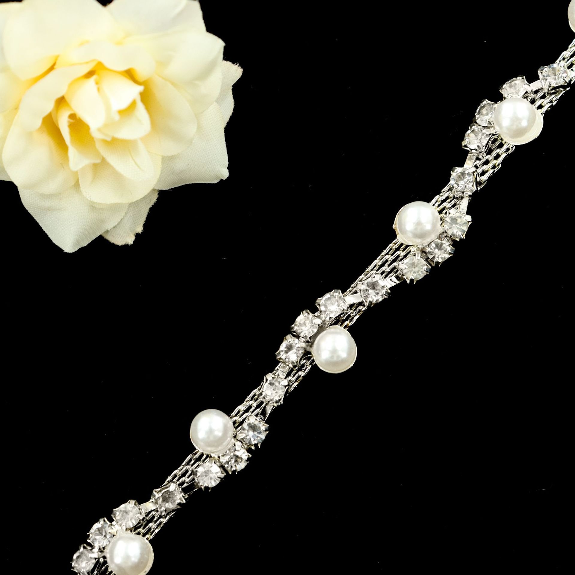 Crystal Rhinestone Pearl Beads Chain Metal Flat Back Transparent Fringe Rhinestones Chain Trim for garment bag shoes