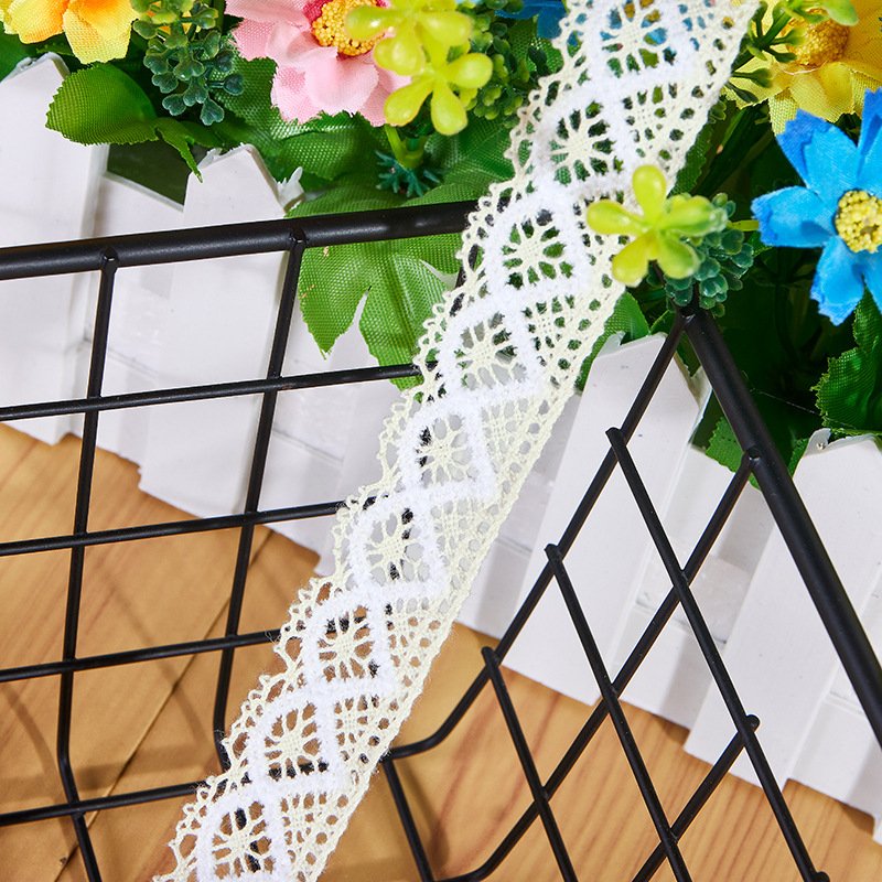 Wholesale White Elegant Stretch Lace Pierced 100% Cotton Fabric Crochet Lace Trimming Elastic Eyelet Embroidery Cotton Lace Trim