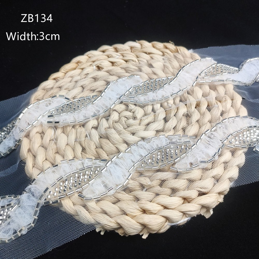wholesale 3D embroidery tulle lace trimming with beads white sewing Lace ribbon for Bridal wedding dresses Evening Gown clothing