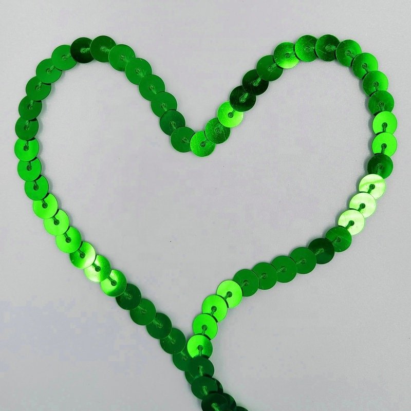 Factory Wholesale PVC PET 5mm 6mm 8mm Sequins Trim Sequin String In Rolls For Garment