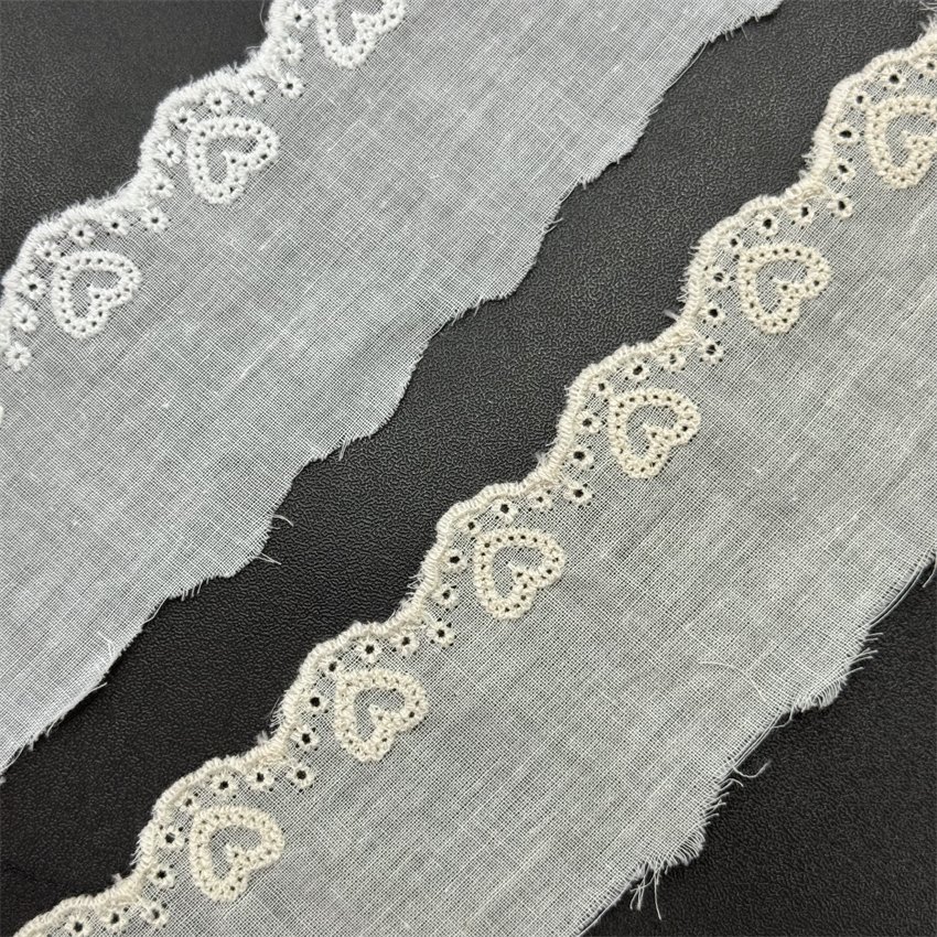 Fine woven cotton fabric carvend holes Trimming lace water soluble Embroidery border lace trim garment