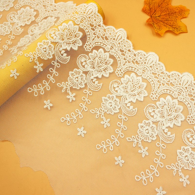 Factory Manufacturing Elegant 3D Jacquard Flower Design Lady Wear Accessories Nylon Lingerie Mesh Lace Trim