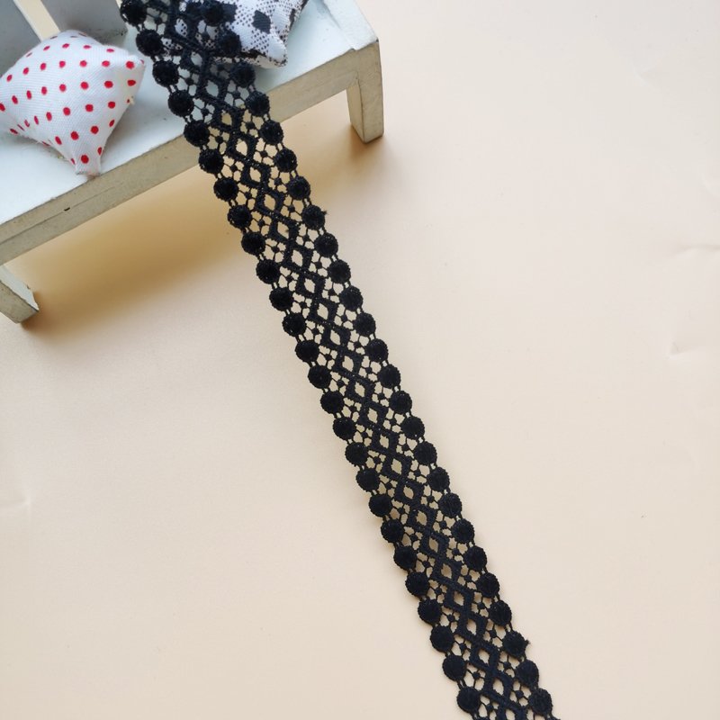 Manufacturer Custom Embroidery Trimming White Fabric Lace For Clothing Decoration