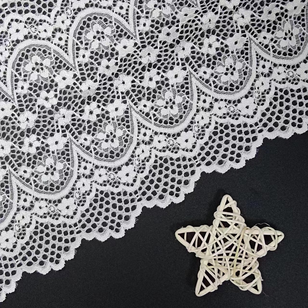 20 cm White Voile Nylon Spandex Floral Lace Trim Elastic Tulle with Charm for Bra Decorations and Lace Accessories