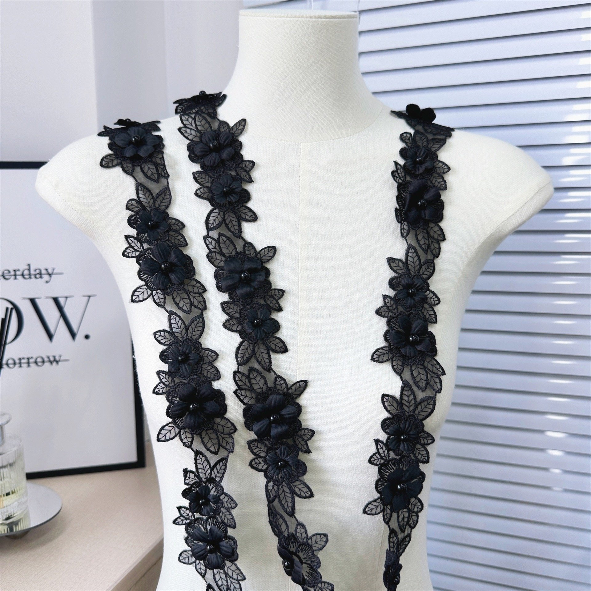 Lace double-layered, butterfly, beaded lace, delicate organza embroidery, skirt trim, trims, applique barcode
