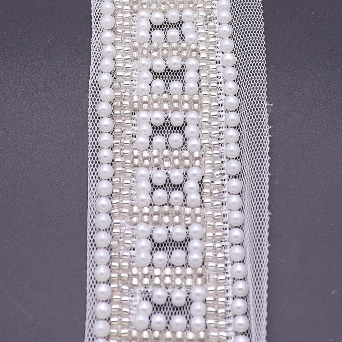 Hot Selling Stylish Wedding Dress Pearl Beaded Lace Trim White Lace Trim With Machine Embroidery