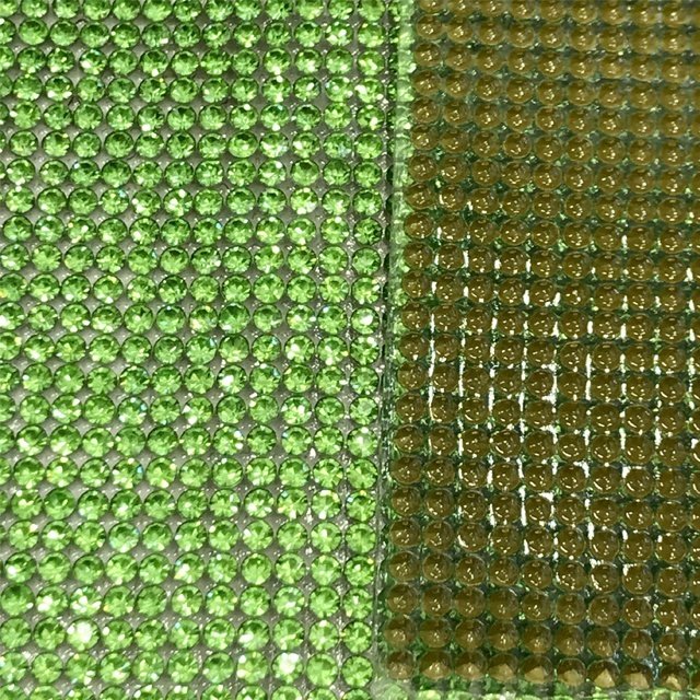 Wholesale Cheap Hotfix Diamante Strass Mesh Trimming Rhinestone Sheet Factory Supply 24*40cm Crystal 108*180pcs Each Sheet SS6.5