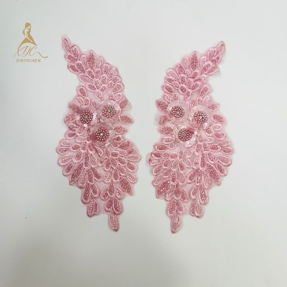 A Pair of Embroidered sequin beads Diy Flowers Applique Patch Floral Patch for Clothing