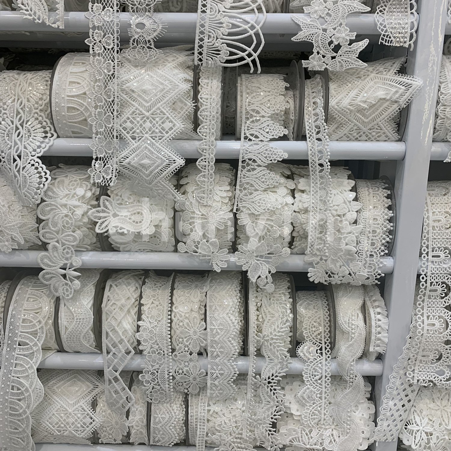 Wholesale Price Cotton White Fancy Shiny Lace Chemical Embroidery Sequin Milk Silk Lace Trim