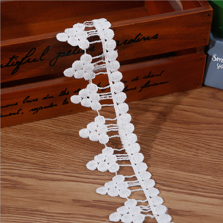 Factory embroidery polyester guipure lace trim for garment accessories decoration