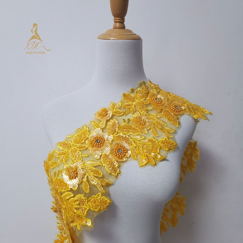 New Arrival Handmade Embroidery Sequin Lace Trim 3D Flower Applique Rhinestone Applique Trim