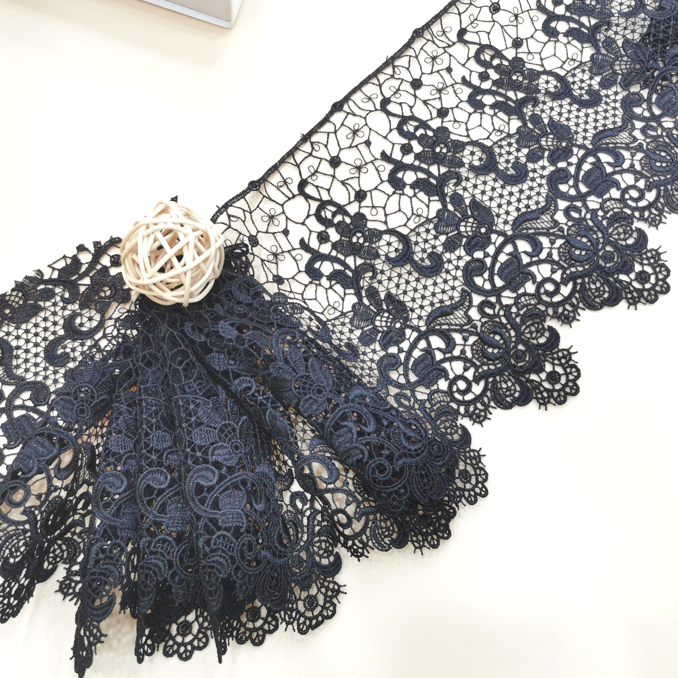 Stock Selling Hot Selling Wholesale Soft Embroidery Trimming Lace DIY Craft Sewing Dress Clothing Accessories