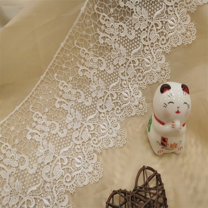 Stock Selling Hot Selling Wholesale Soft Embroidery Trimming Lace DIY Craft Sewing Dress Clothing Accessories