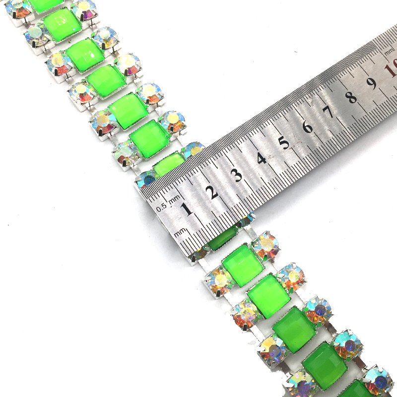 Customize Sewing Neon Green Crystal Rhinestone Beaded Gown Chain Trimmings for Garment Jewelry Decoration DIY Accessories