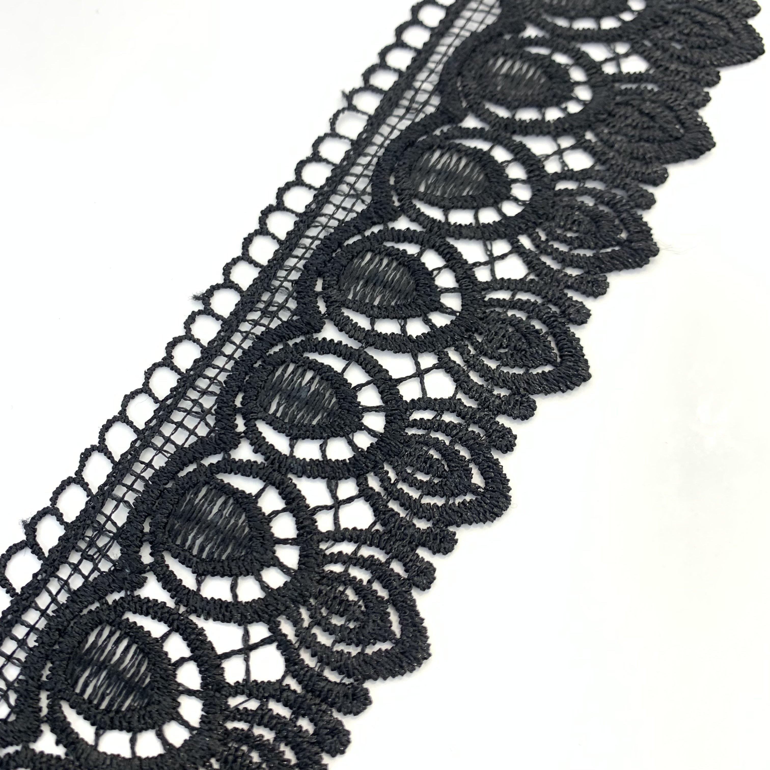 Custom Wholesale Delicate Black Guipure Embroidery Mesh Chantilly Lace Fabric Trim