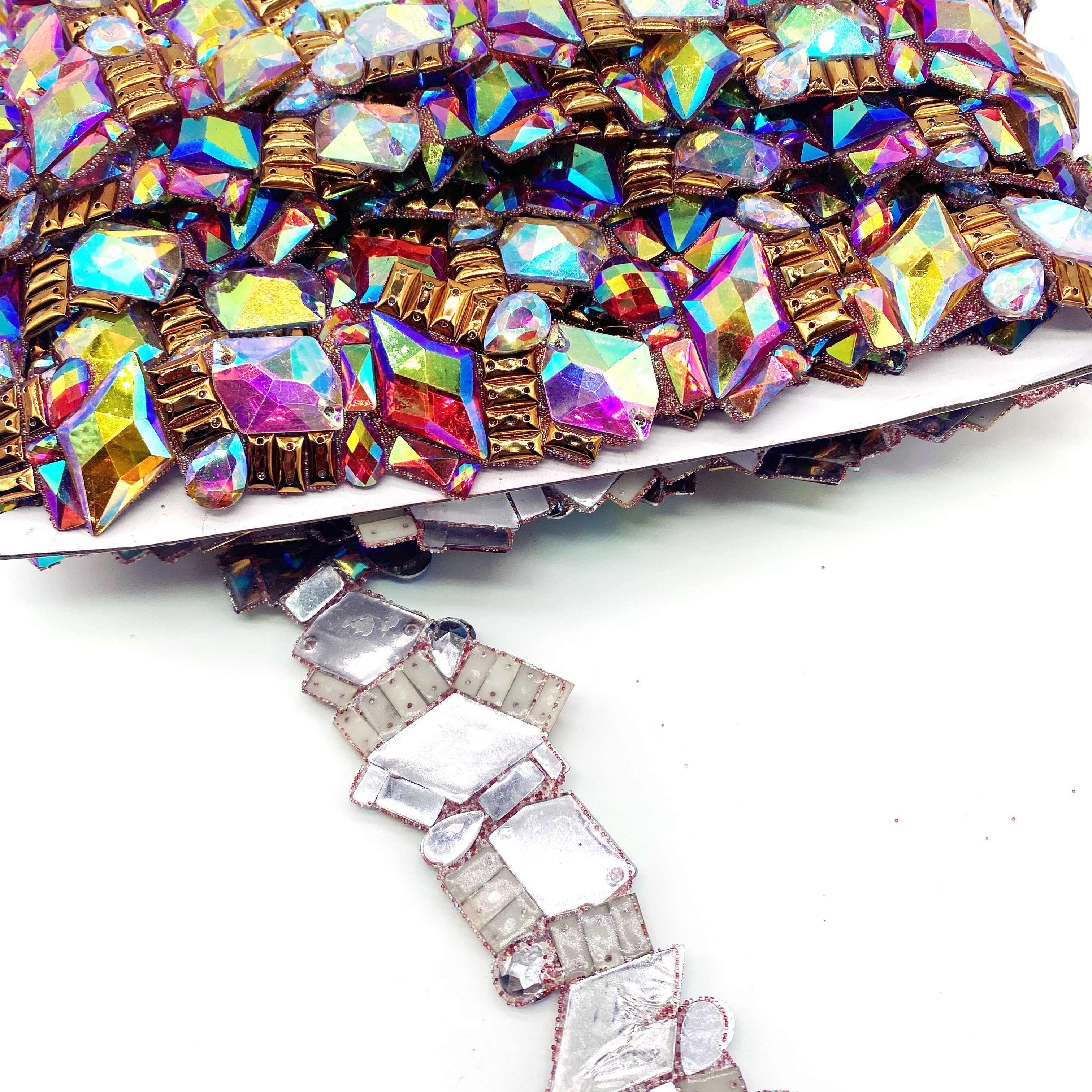 Customizable Resin AB Stone Applique Rhinestone Trimming for Carnival Costume Broadway Parties Shoes Garments Bags Clothes