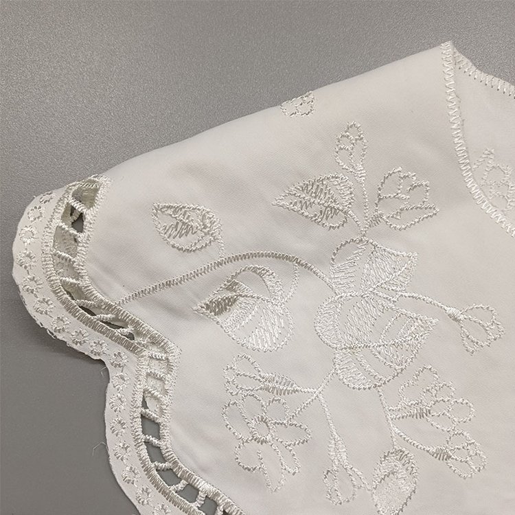 Garment Accessories Polyester Embroidery Lace Hollowed Out Neck Collar Front Lace Collar Motif Trim for Sewing Crafts