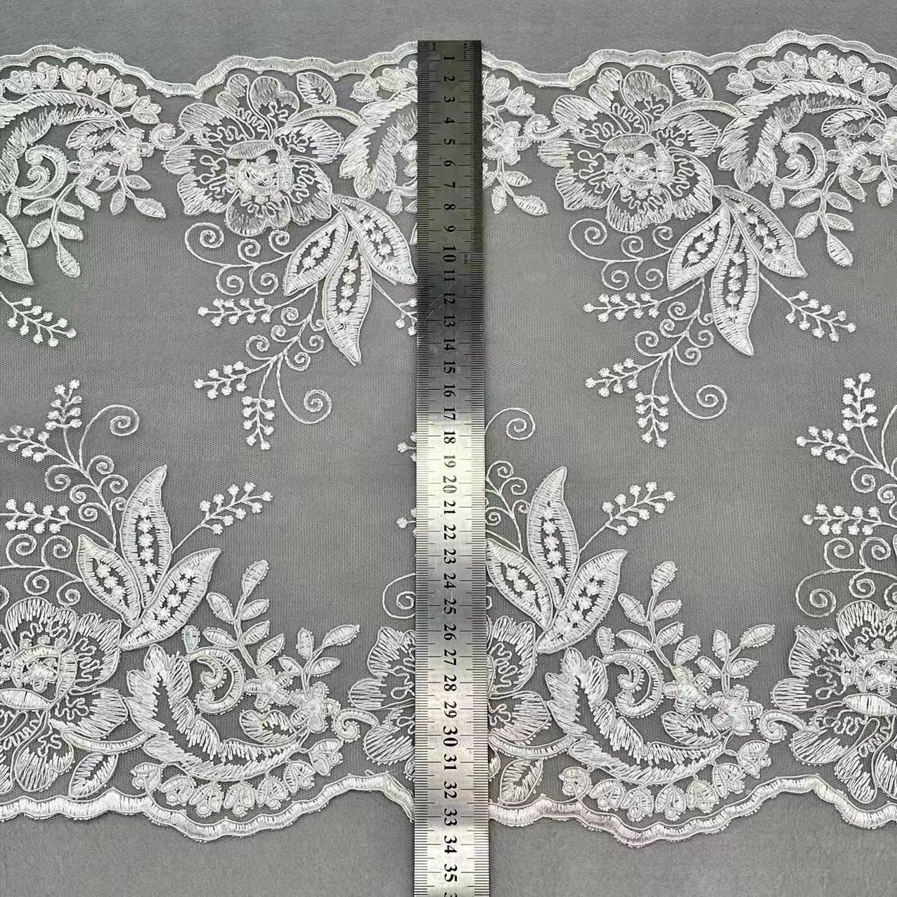 good price white Floral double galloon width 33.5cm embroidery applique lace trimming fabric for Wedding dress clothing curtain