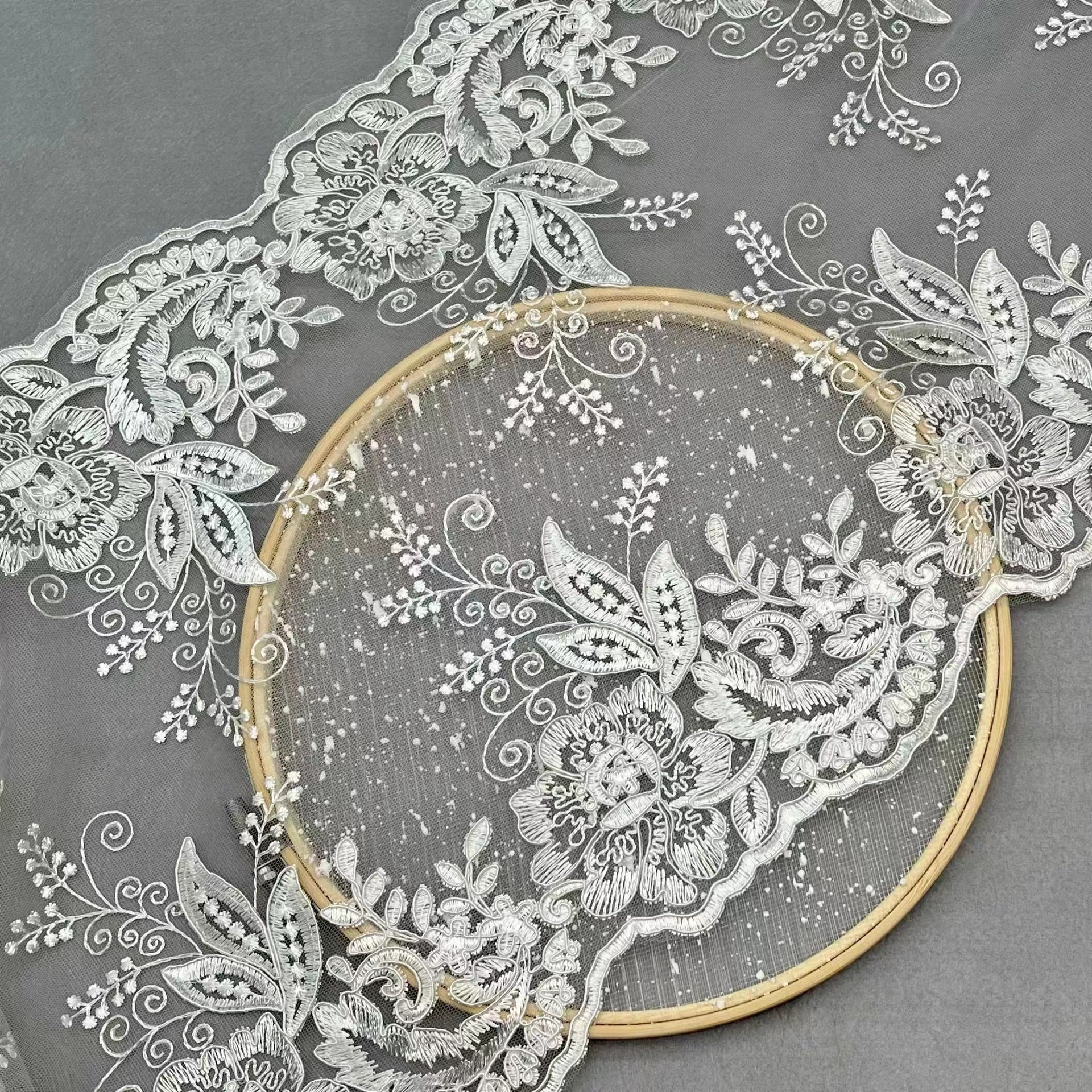 good price white Floral double galloon width 33.5cm embroidery applique lace trimming fabric for Wedding dress clothing curtain
