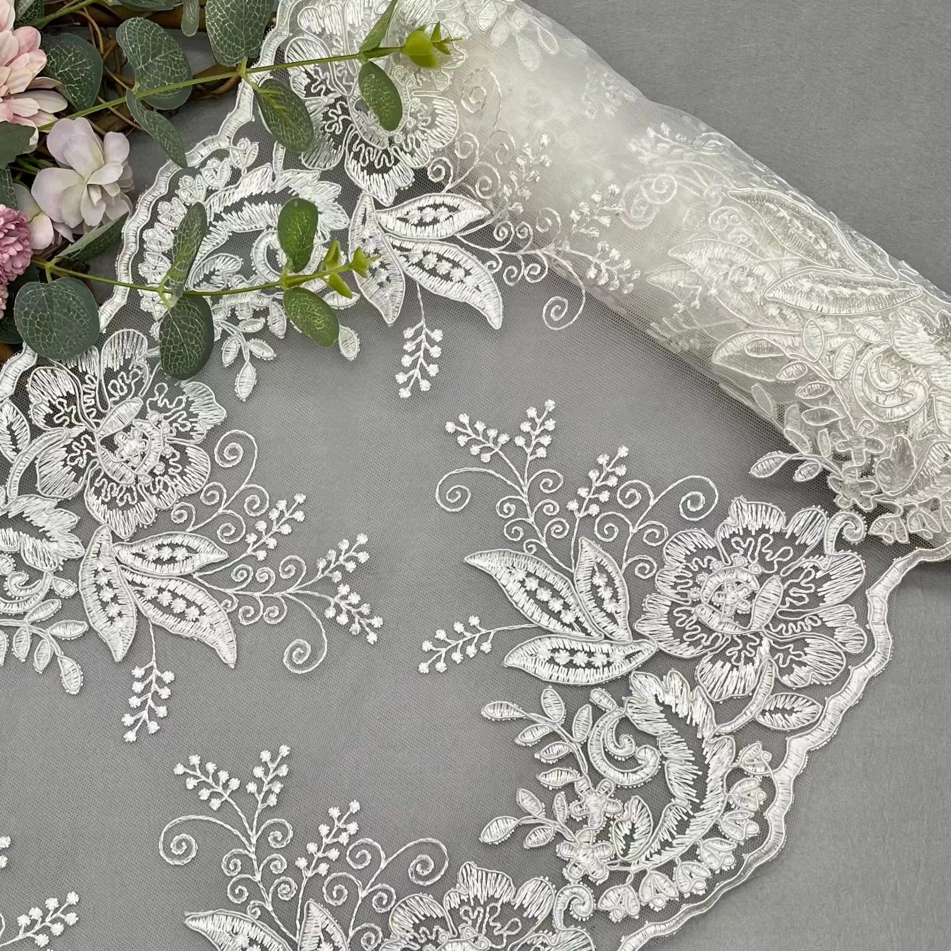 good price white Floral double galloon width 33.5cm embroidery applique lace trimming fabric for Wedding dress clothing curtain