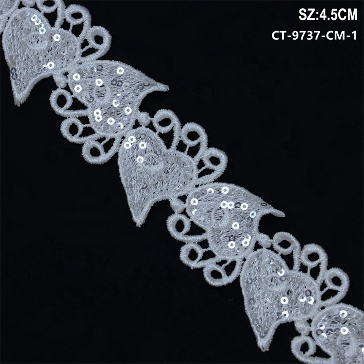 New embroidery pattern of flower sequin lace trim embroidery white lace trim for clothing decoration Guipure Lace Trim