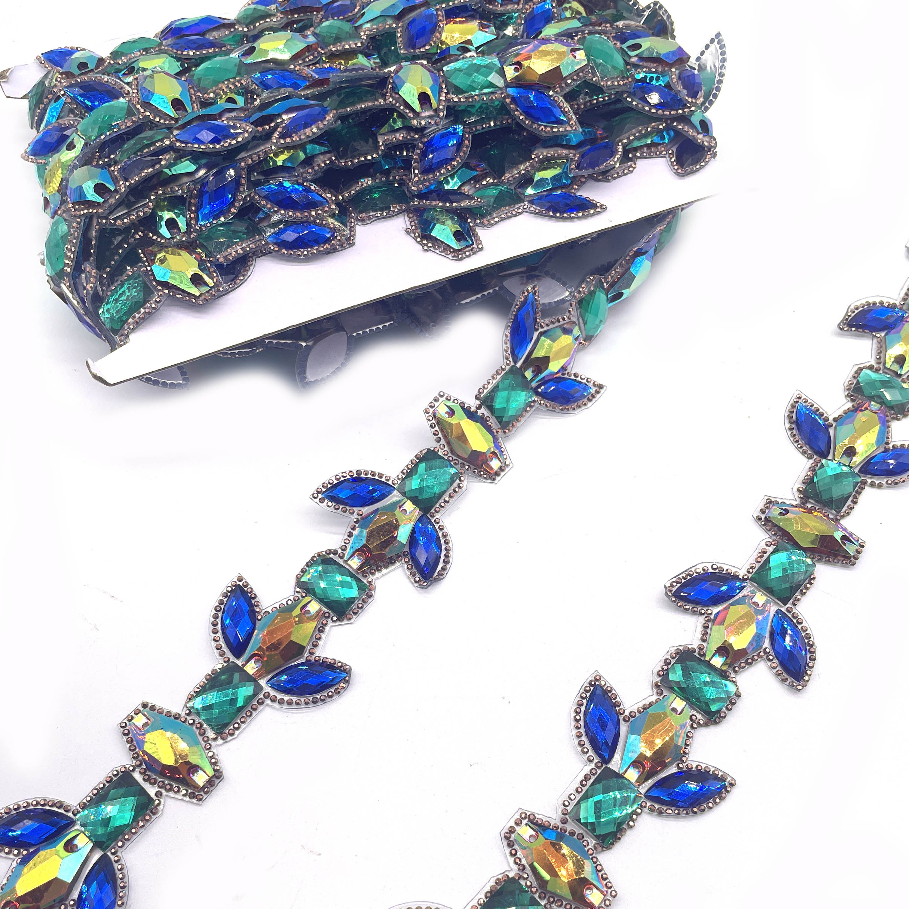 Customized Iron-On Rhinestone Trims Gem Trim Applique Crafting Supply for Carnival Costumes Dress Bags Decorations-Made Glass