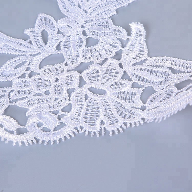 2018 cheap new design water soluble 100% polyester chemical net lace trim