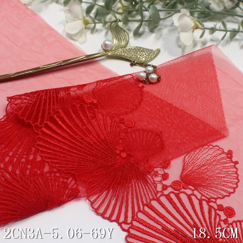 China Factory Supplied scallop design 18cm Embroidery floral encaje Lace trim NEW arrival red Mesh Lace Fabric For sand lingerie