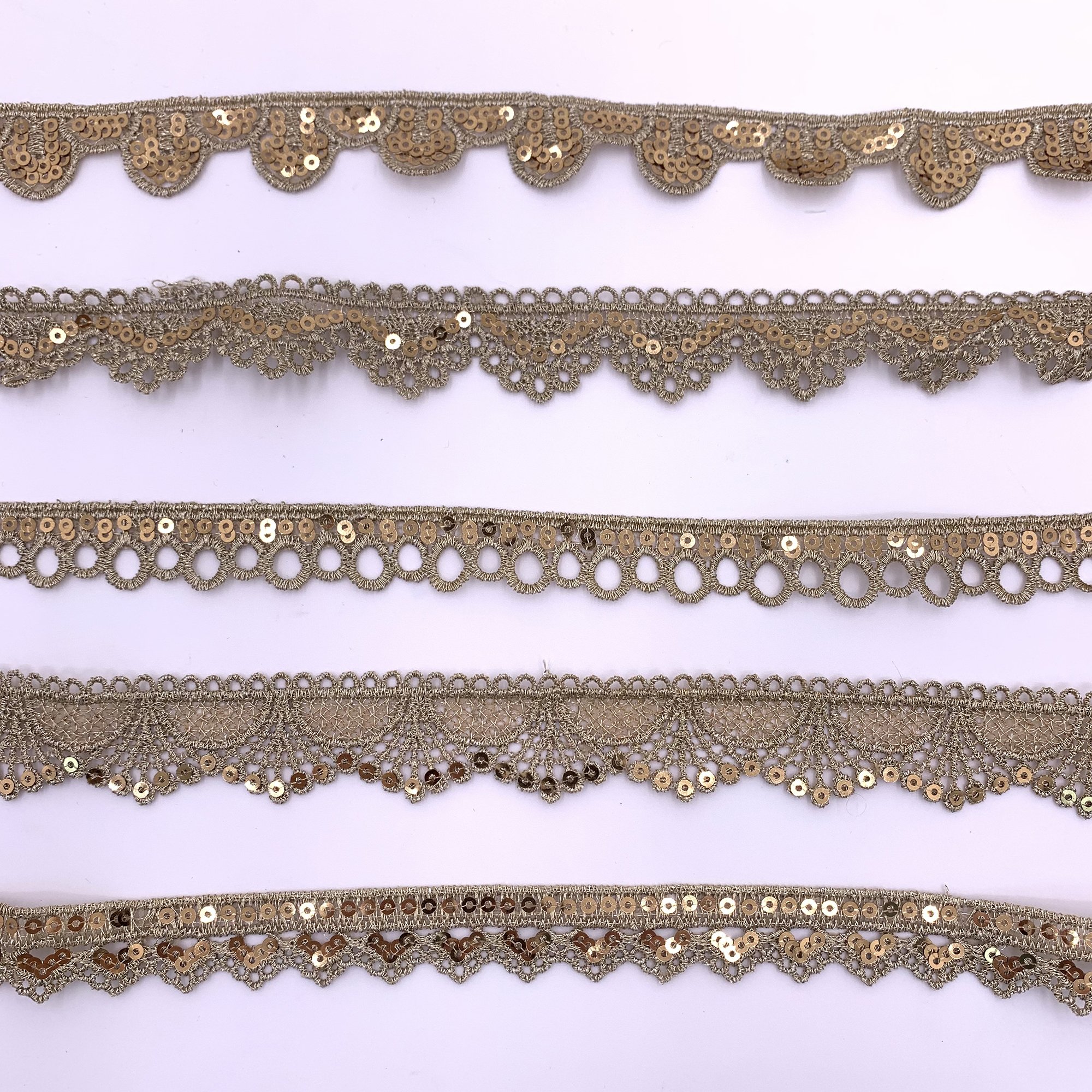 Manufacturer Wholesale Price Exquisite Golden Water Soluble Polyester Shiny Sequin Lace Trim