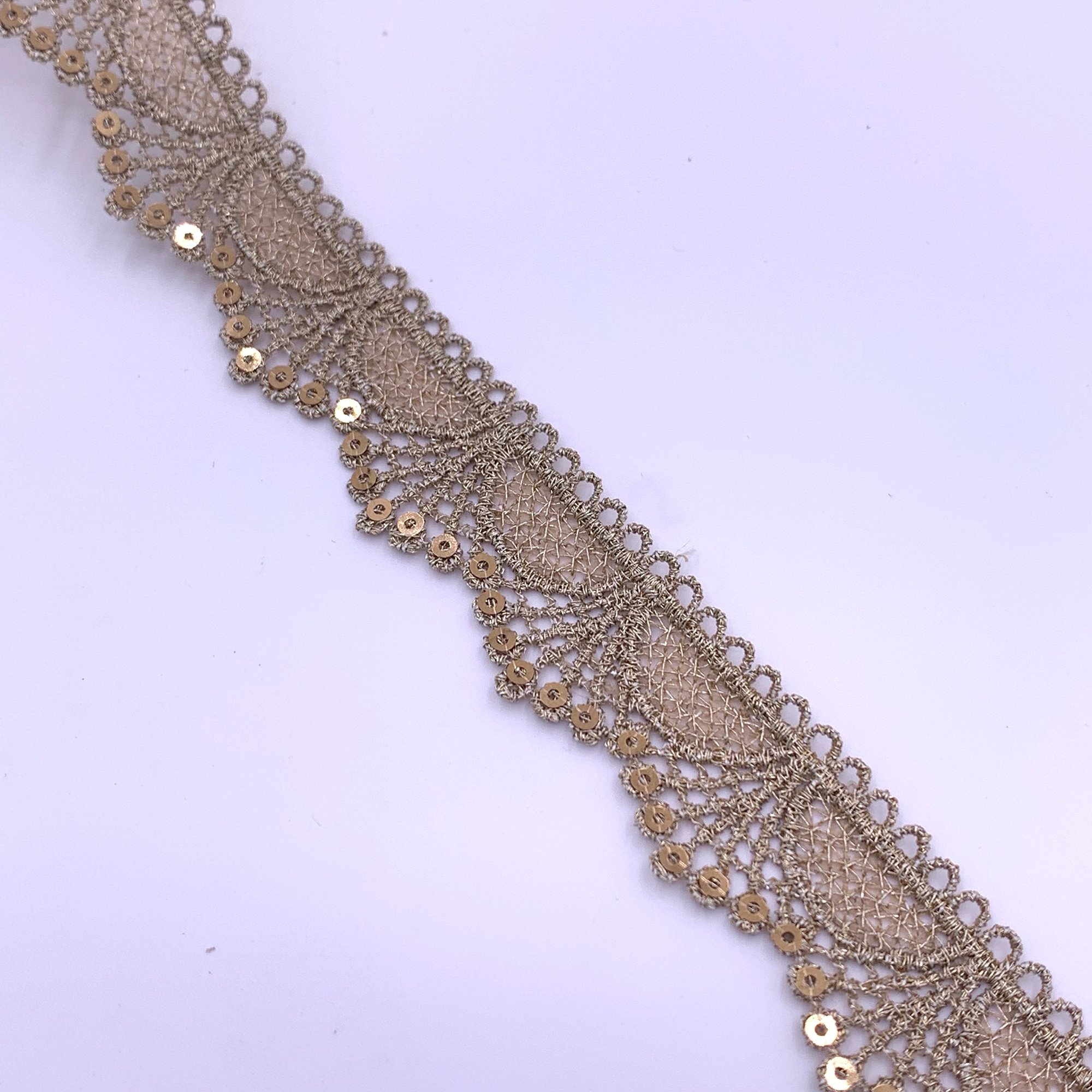 Manufacturer Wholesale Price Exquisite Golden Water Soluble Polyester Shiny Sequin Lace Trim