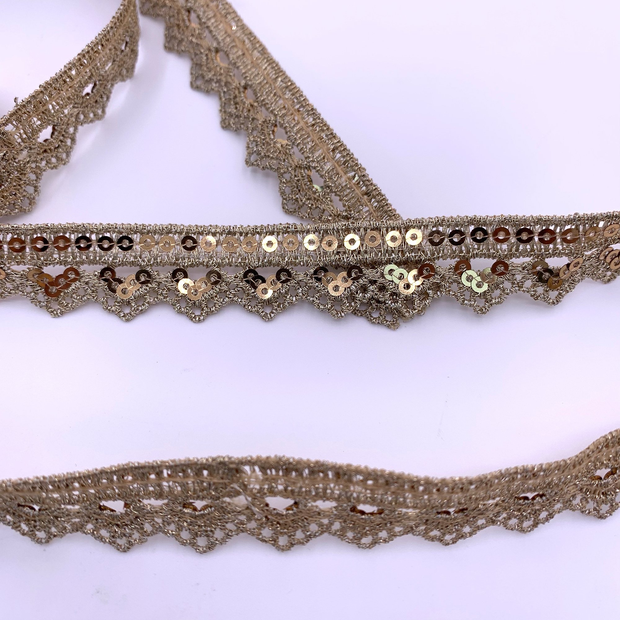 Manufacturer Wholesale Price Exquisite Golden Water Soluble Polyester Shiny Sequin Lace Trim
