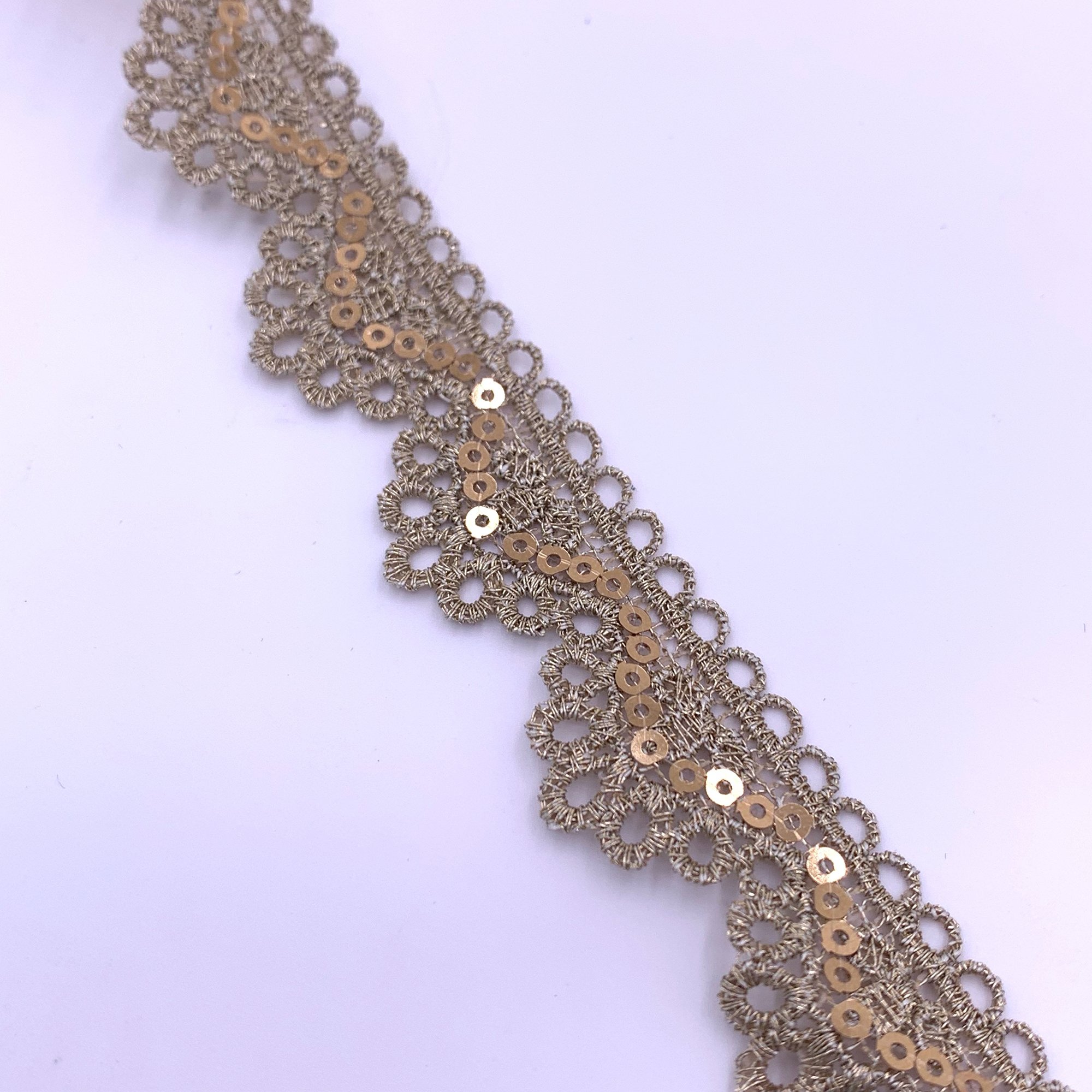 Manufacturer Wholesale Price Exquisite Golden Water Soluble Polyester Shiny Sequin Lace Trim