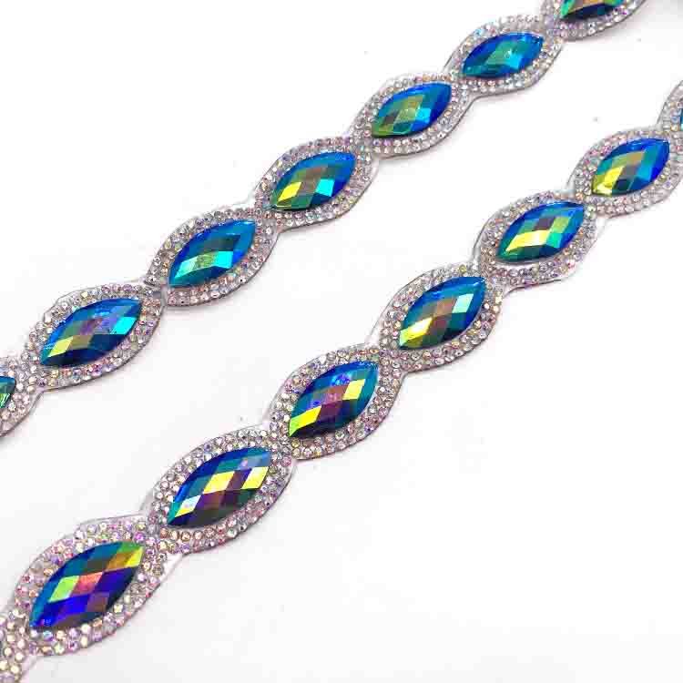 Various styles iron on rhinestone applique trimming for carnival mardi gras apparel customized