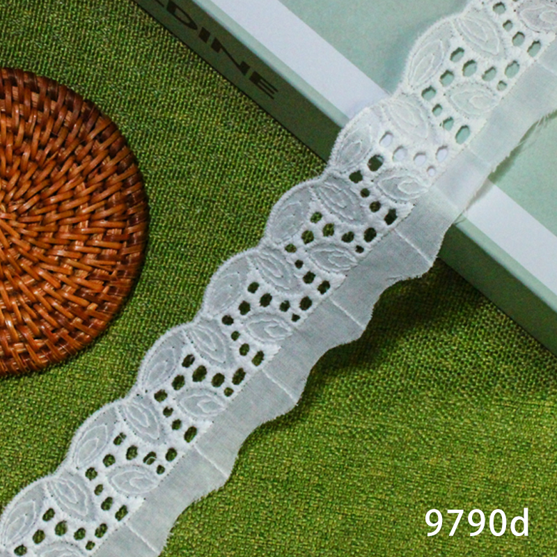 Low price embroidery flowers dry lace embroidered patch laces trimming for women