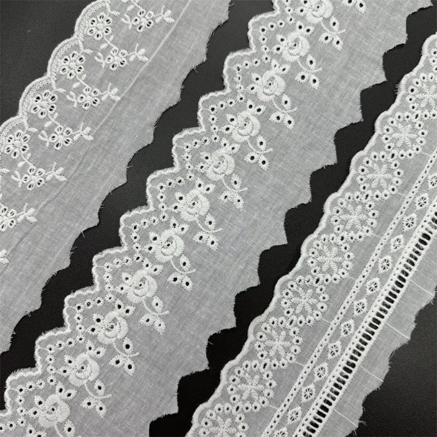 Fine woven cotton fabric carvend holes Trimming lace water soluble Embroidery border lace trim garment
