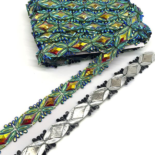 Wholesale Carnival costume decoration gems iron on rhinestone trims Green AB triangles gems hot fix rhinestone chain