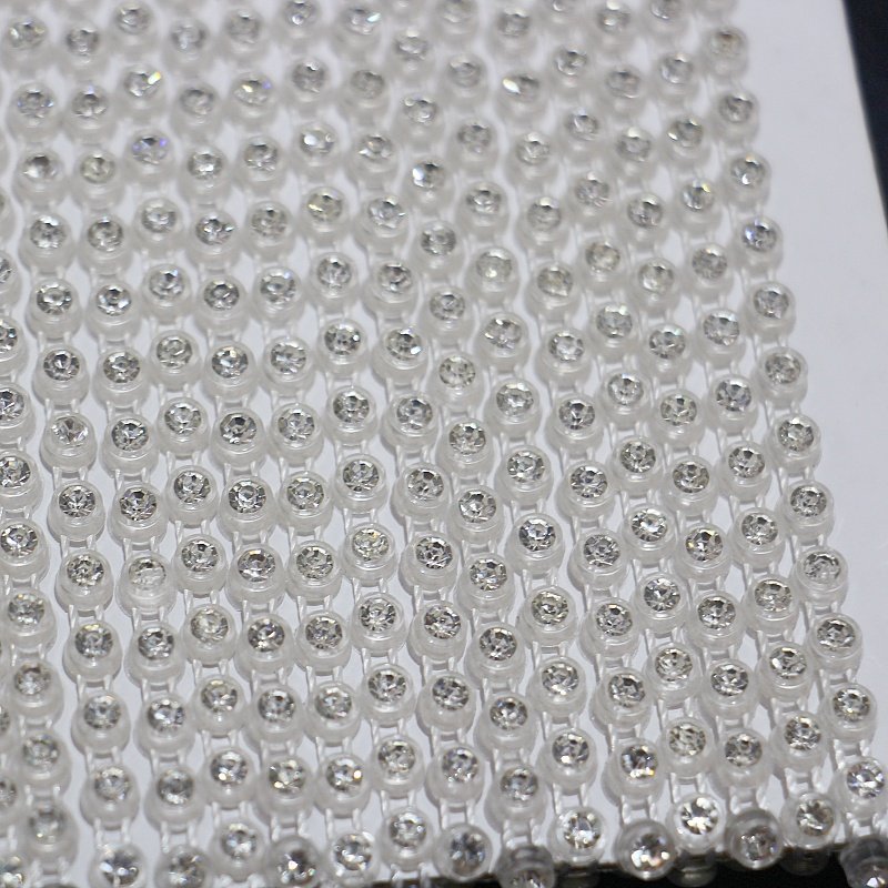 Single Row Plastic Cup Chain Rhinestone Strip Crystal Trim for Shoes Garments Strap