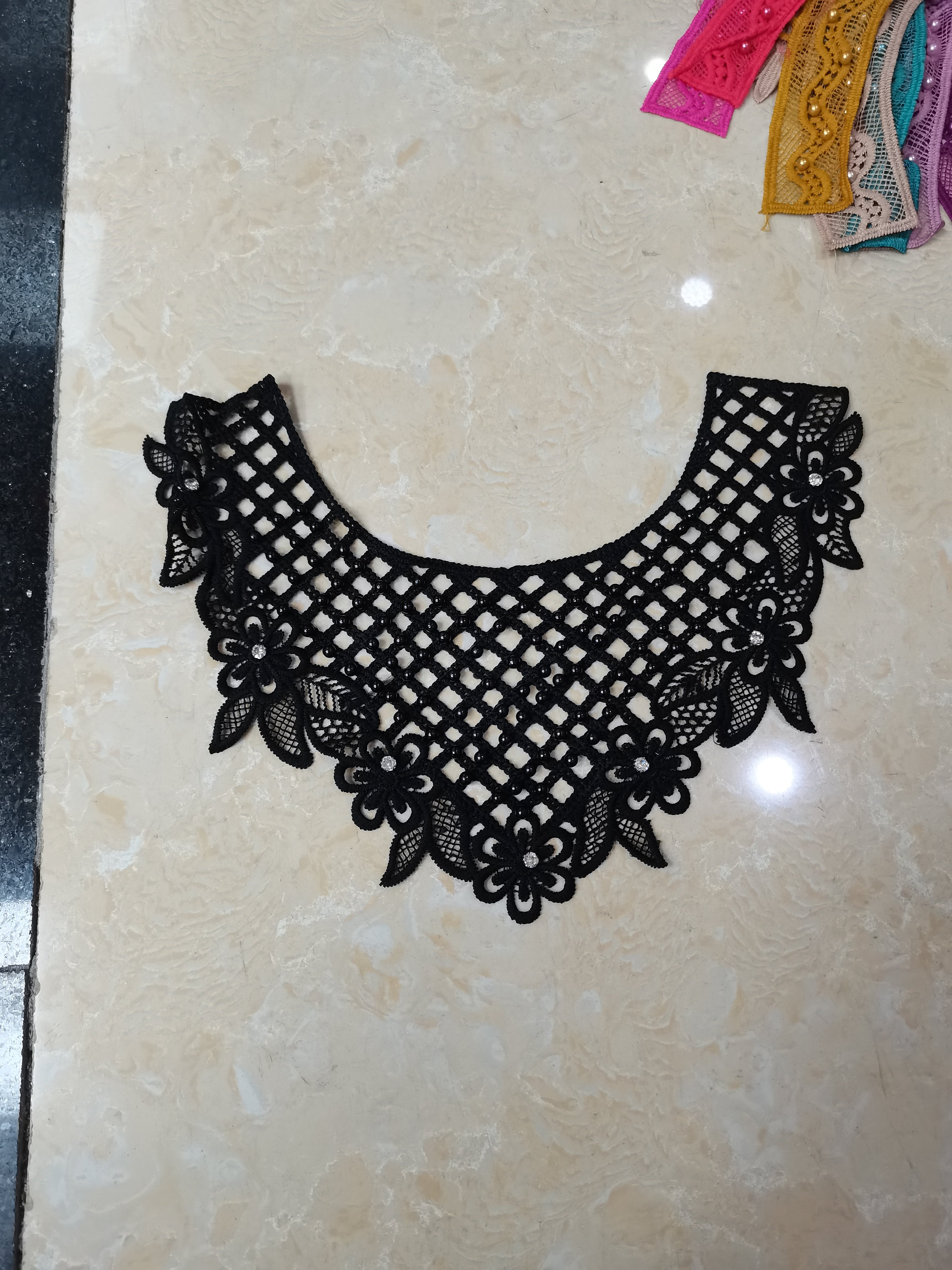 Cuello de encaje Luxury pearl rhinestone design neck lace collar embroidery milk yarn cotton collar pearl beaded lace trim 3d