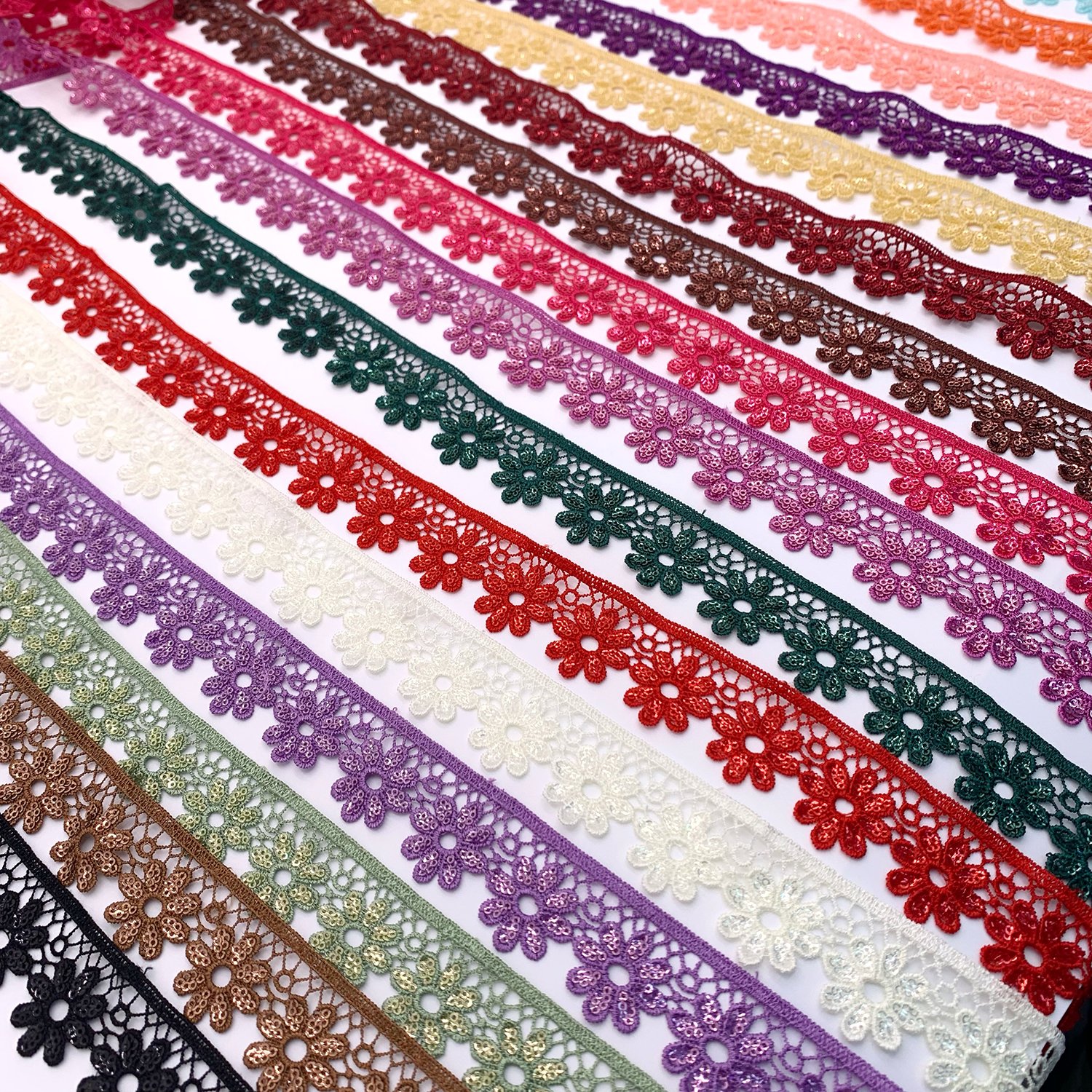 Factory High Quality Soft Multiple Colors 100% Polyester Big Flower Border Sequin Gpo Lace Trim