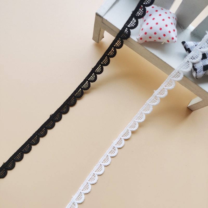 New Design Black Fancy Lace Trim 8mm Wide White Embroidery Flora Trimming Lace For Garment Accessories