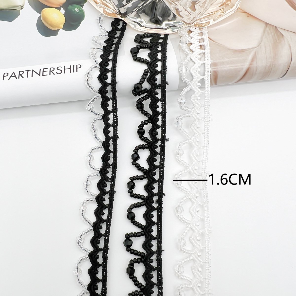 Spot Wholesale Handmade Beaded Lace Embroidery Luxury Tassel Lace Trim