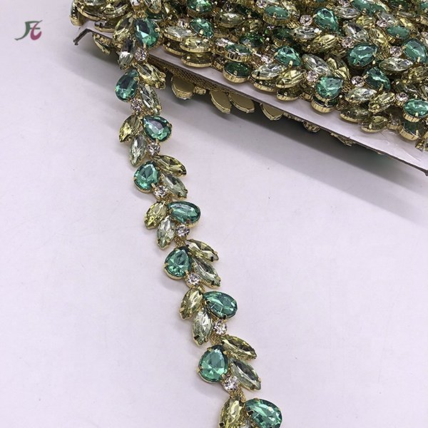 New product 2024 Rhinestone Trim Ribbon Diamond Chain Crystal thread trims setting peridot resin stone rhinestone trimming