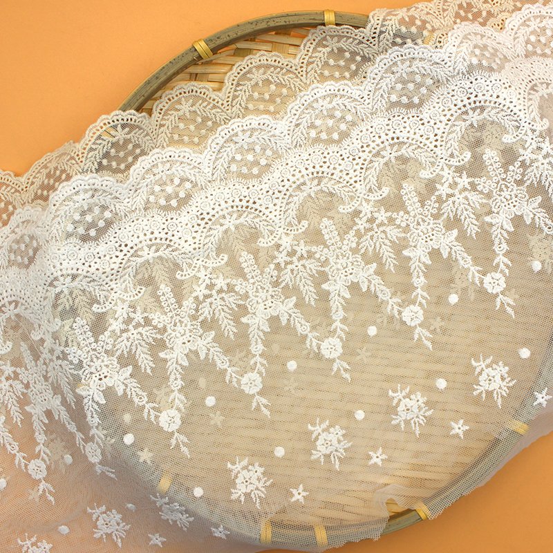 Factory Wholesale Embroidered lace Trimming fabric 3d flower lace embroidered fabric